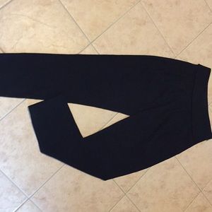 Wilfred size 2 black high wasted dress pants.
